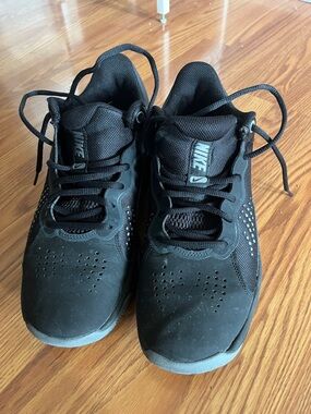 Nike Black and Gray Training Sneakers-basketball